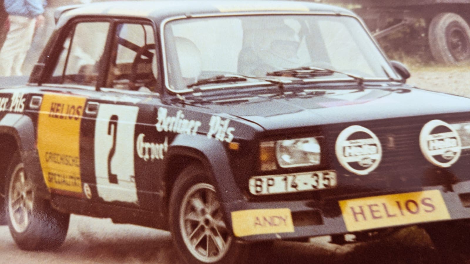 Archivfoto mit Frontansicht des Lada BP 14-35